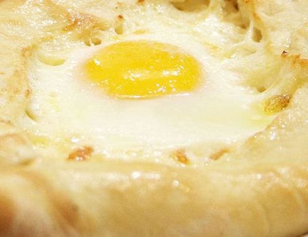 Khachapuri 